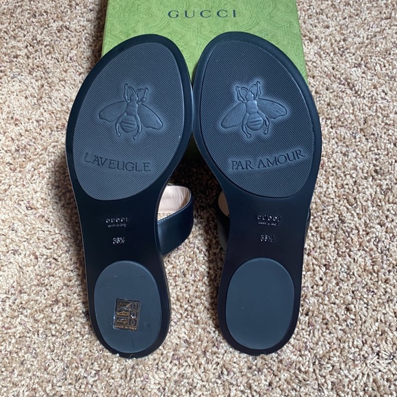 Gucci Leather thong sandal with Double G - Picture 4 of 7